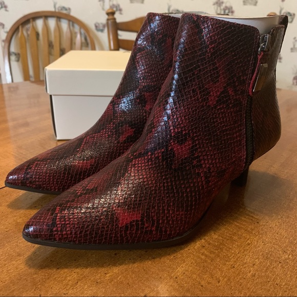 Anne Klein Rosey Booties - Picture 2 of 10